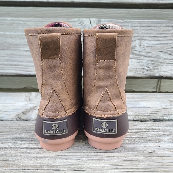NWOT Marleylilly Brown Monogrammed Duck Boots Size 6 - Picture 3 of 6